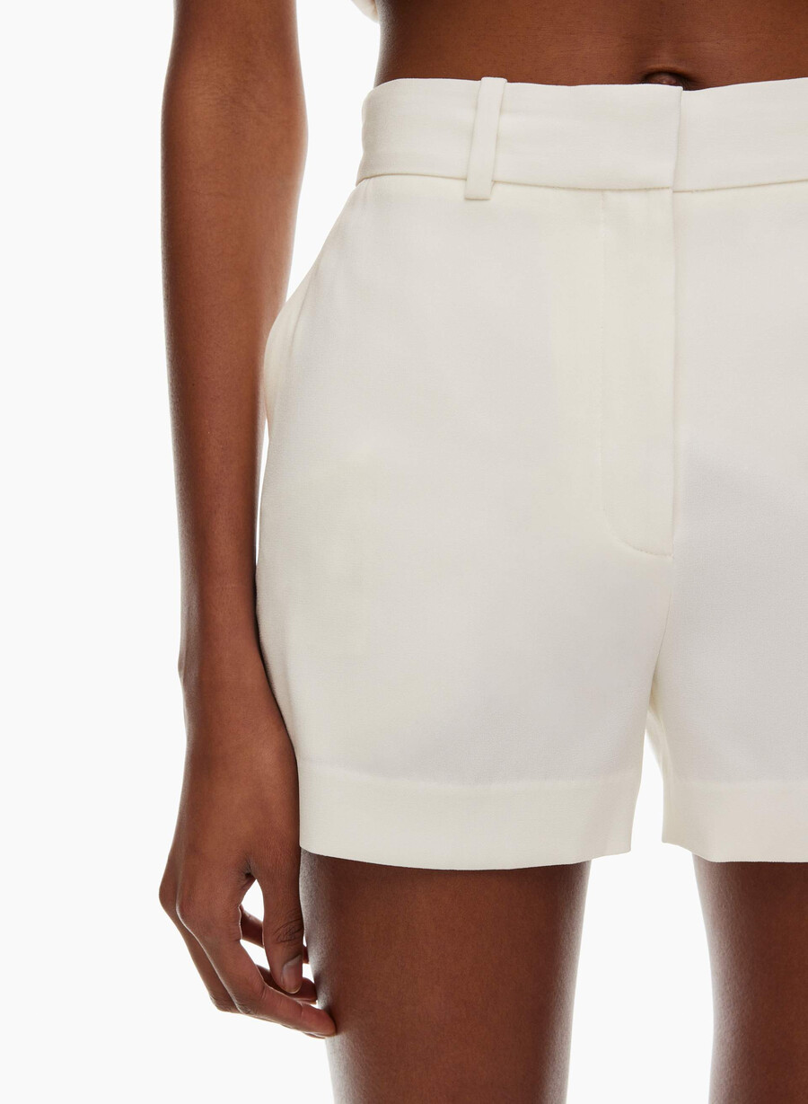 agency mini short ljus bjÖrk
