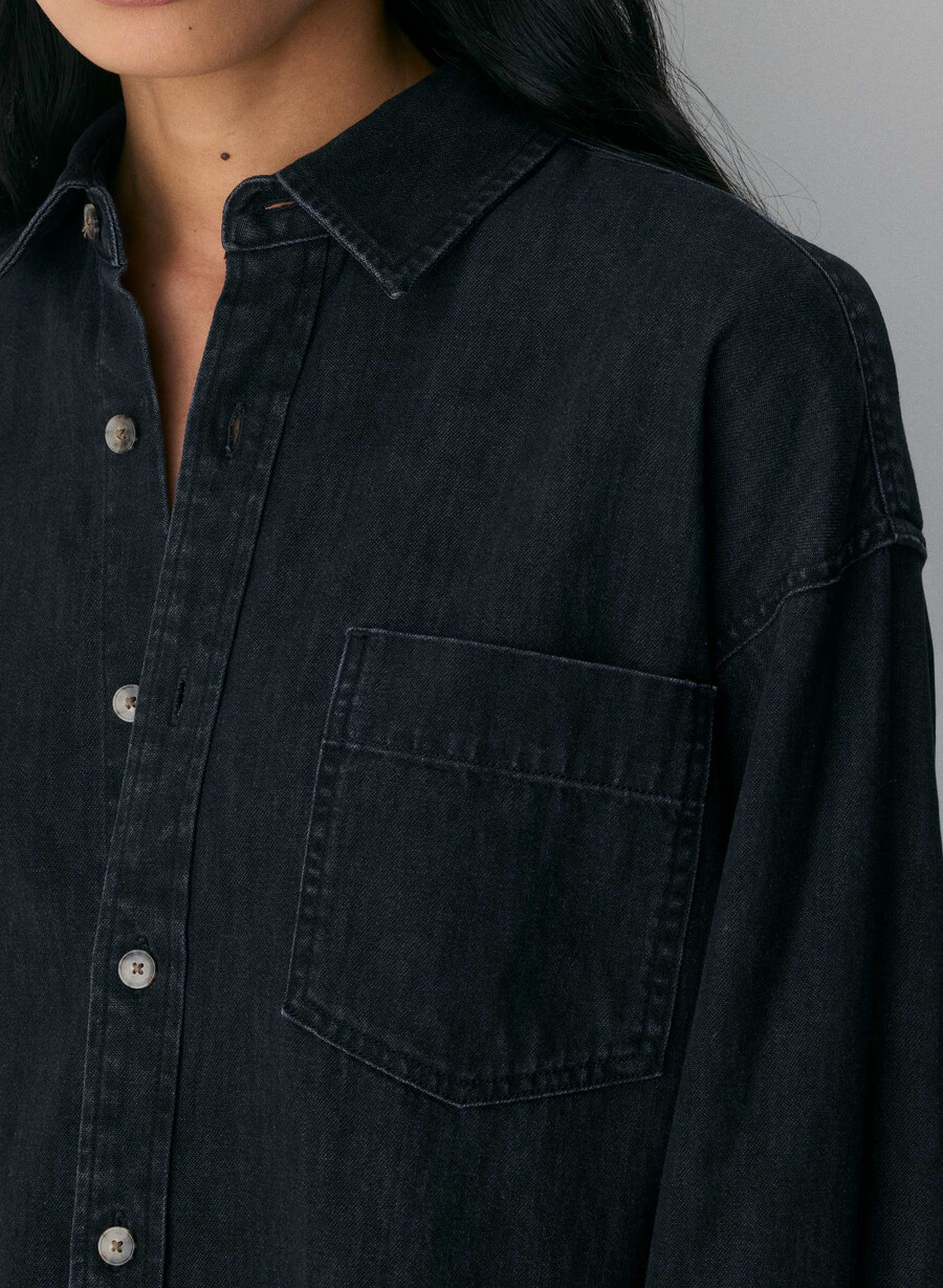 denim forum 80-tals bekväm jeansskjorta svart eyeliner