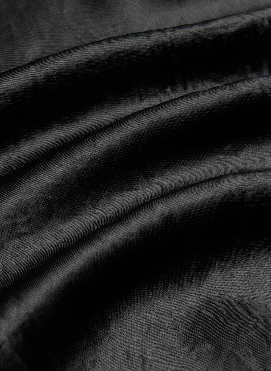 slip satin midikjol svart
