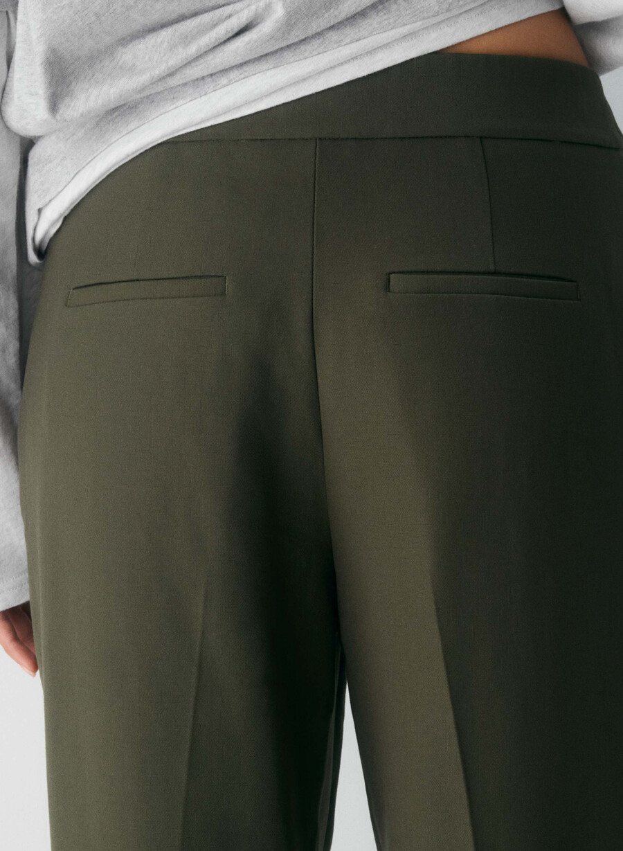 the limitless pant - Återväsentlig mÖrk oliv