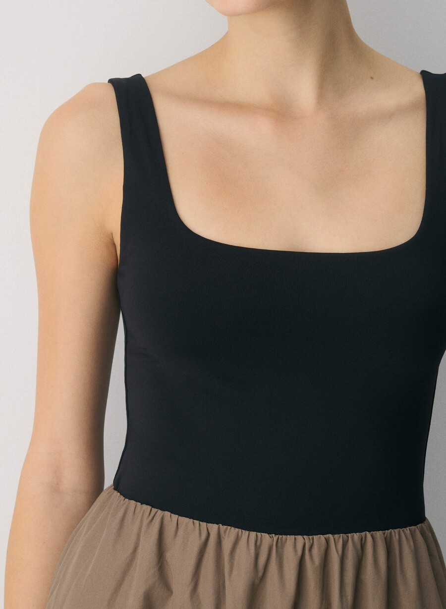 revive poplin klänning folio brunsvart