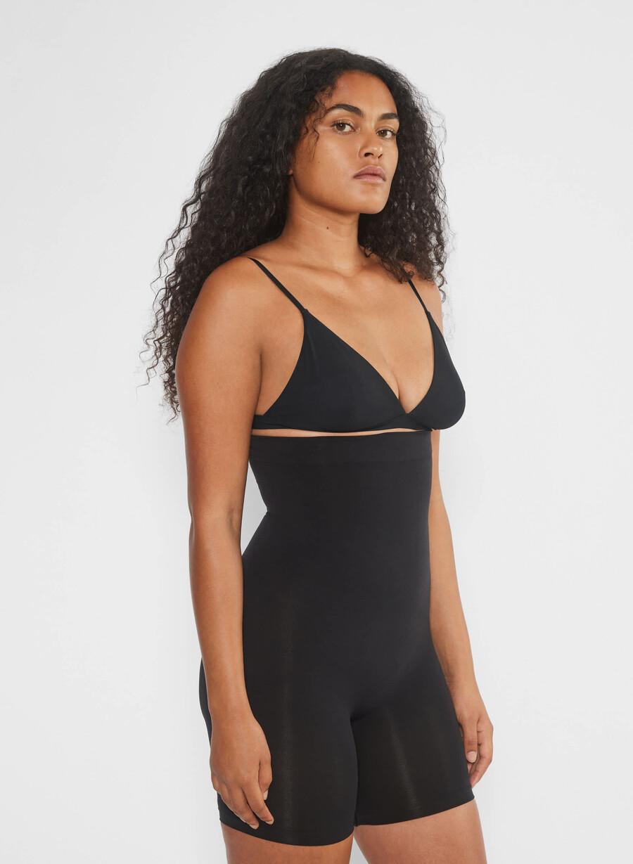 shapeenhance seamless shorts svart