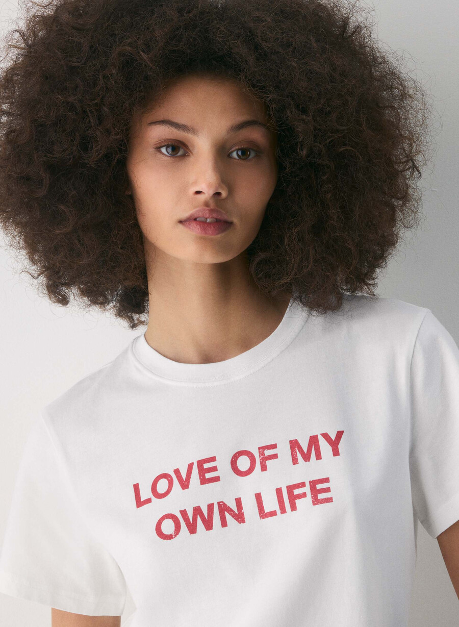 soft feels all-time t-shirt vitblinkande rÖd