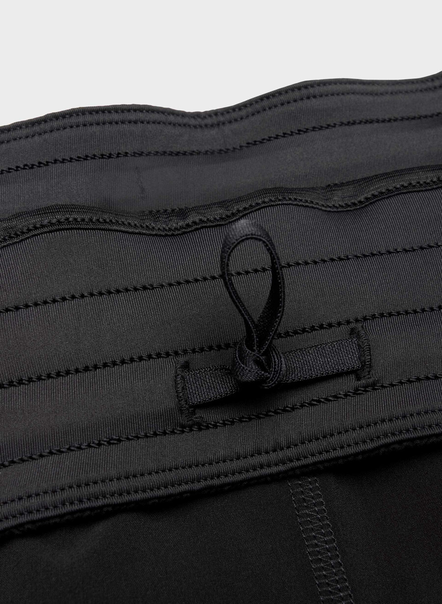 movetech legacy höghöjdsbyxa 10 cm shorts svart