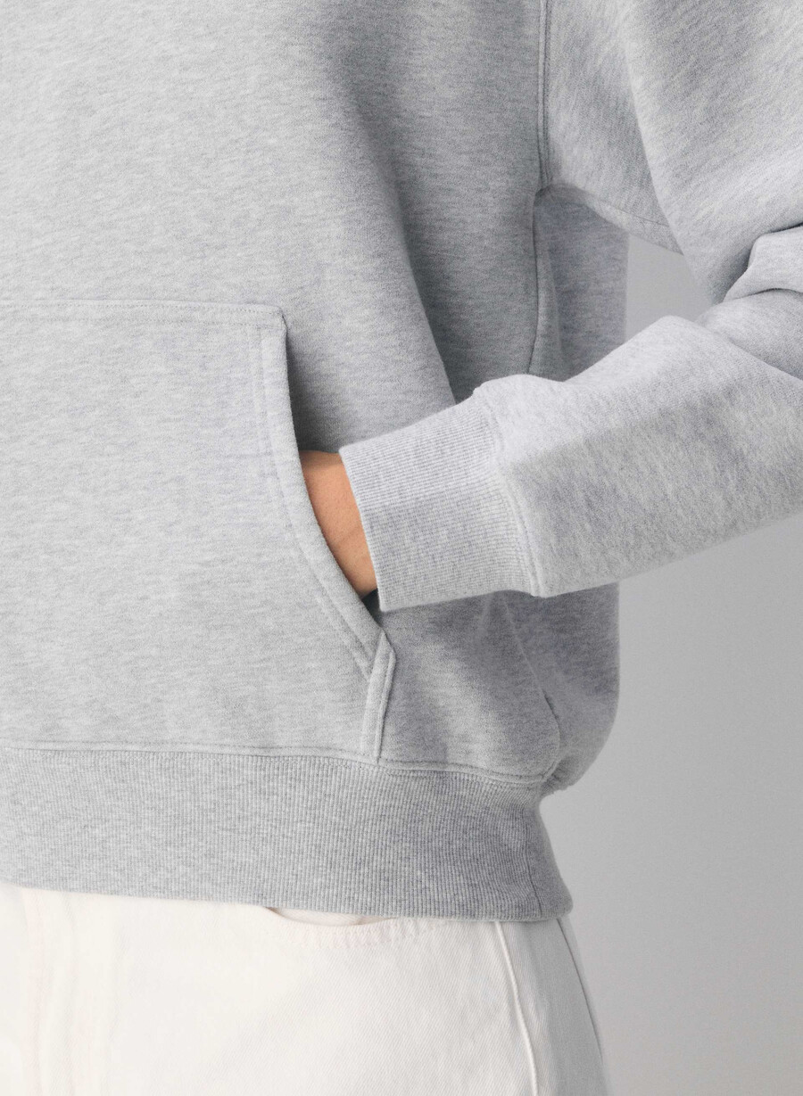 mysig fleece-huvtröja med perfekt passform ljungfärgad krom