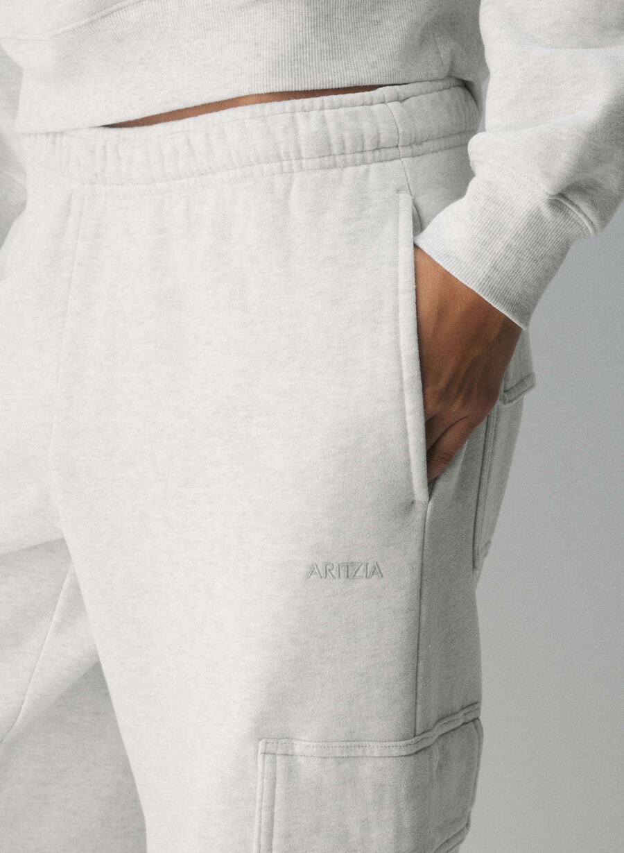 mysig sweatfleece mega cargo träningsbyxa i meljord molnvit
