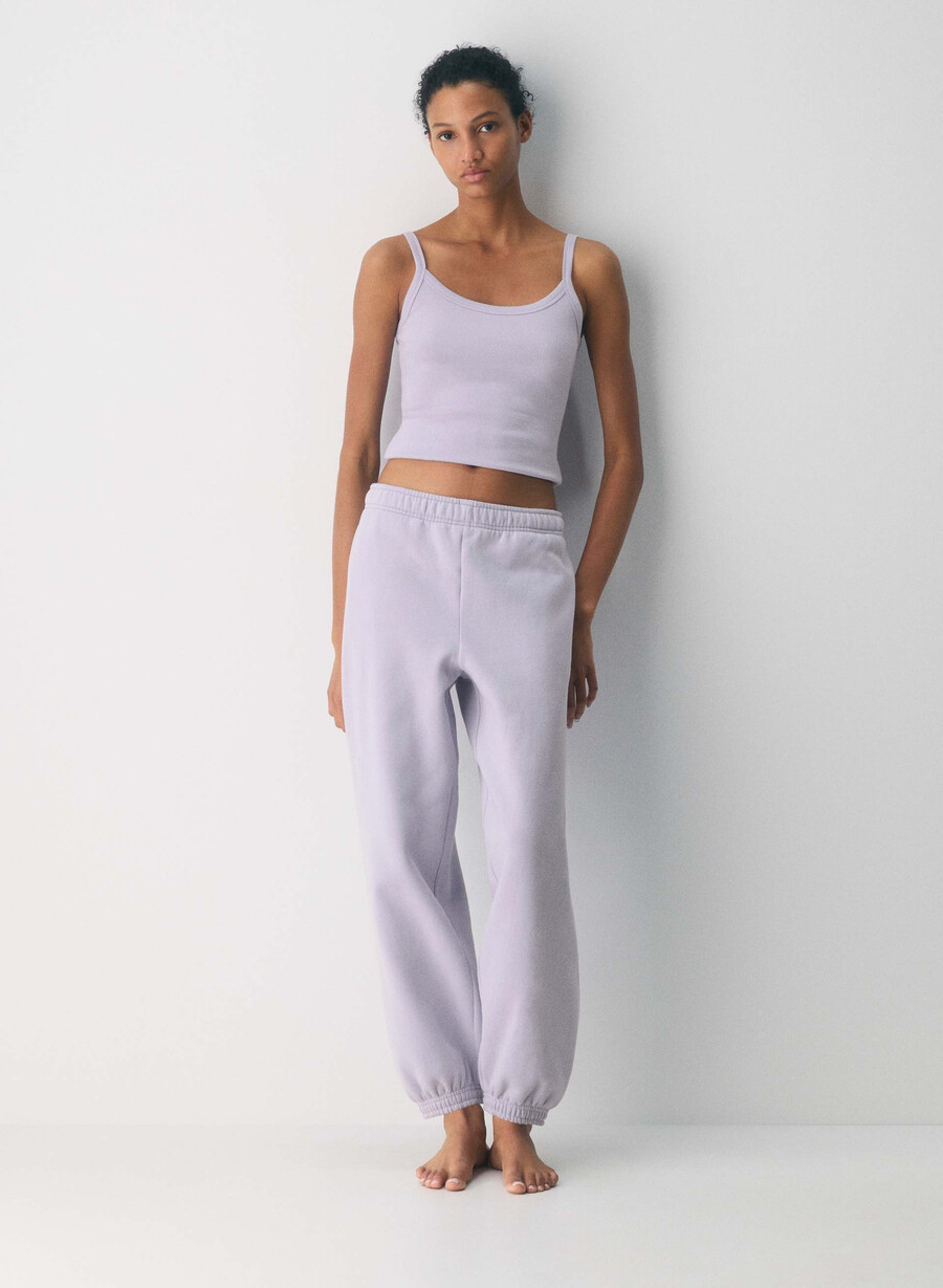 mysig fleece mega jogger wildblommor lila