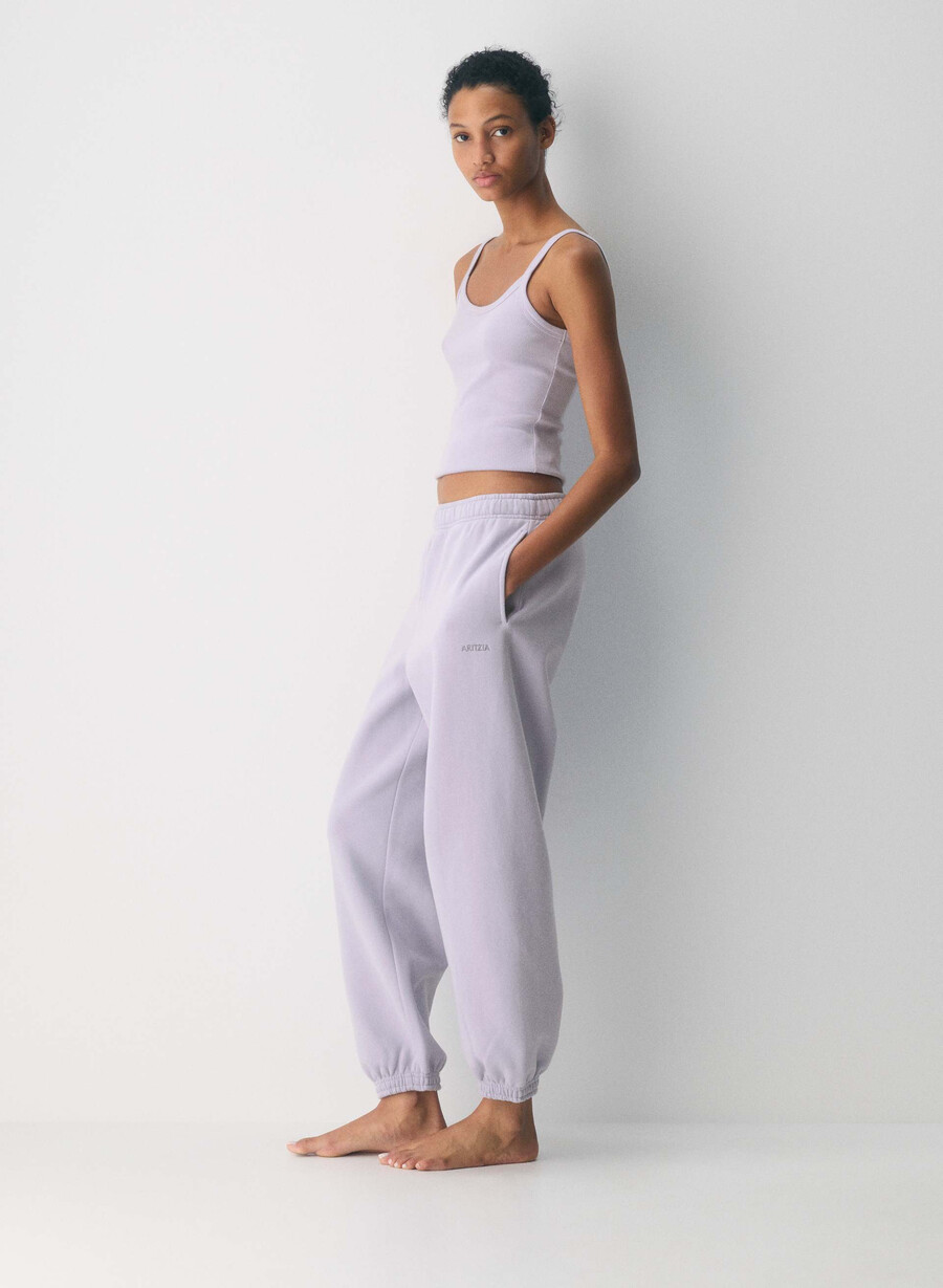 mysig fleece mega jogger wildblommor lila