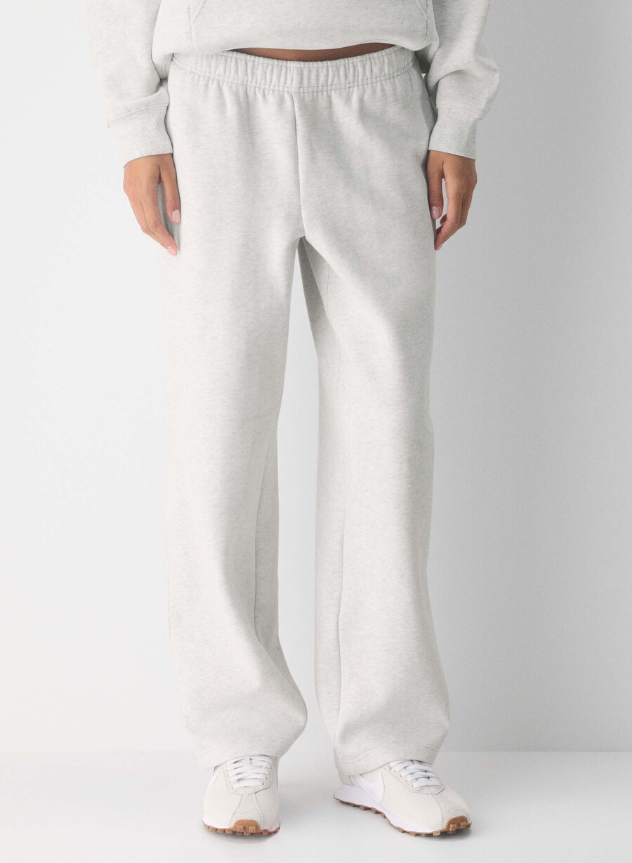 mysig sweatfleece mega straight träningsbyxa i meljord molnvit