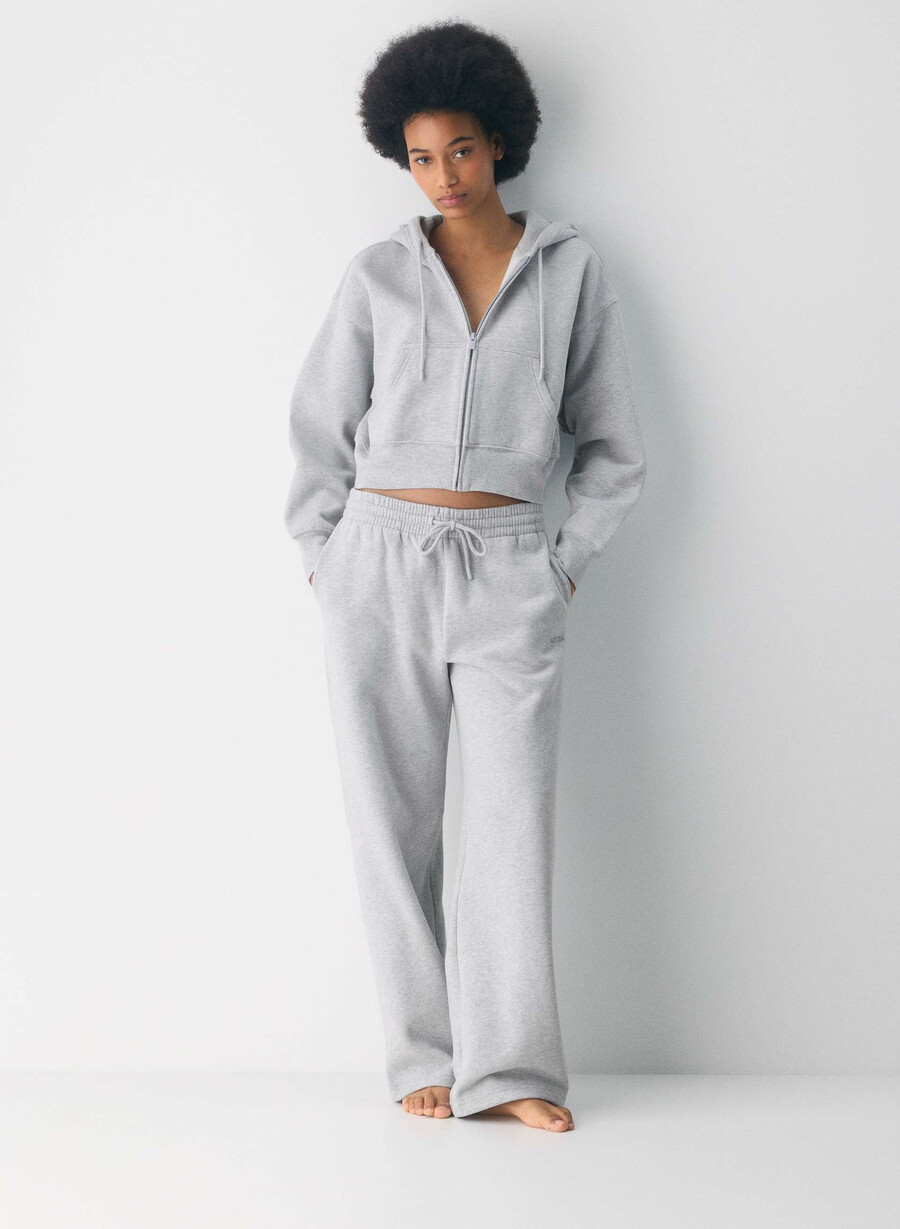 mysig fleece-byxa med pojkvänsmönster breda kromfärgade