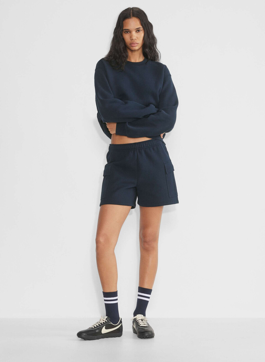 mysig fleece mega cargo-shorts till mitten av låret admiral