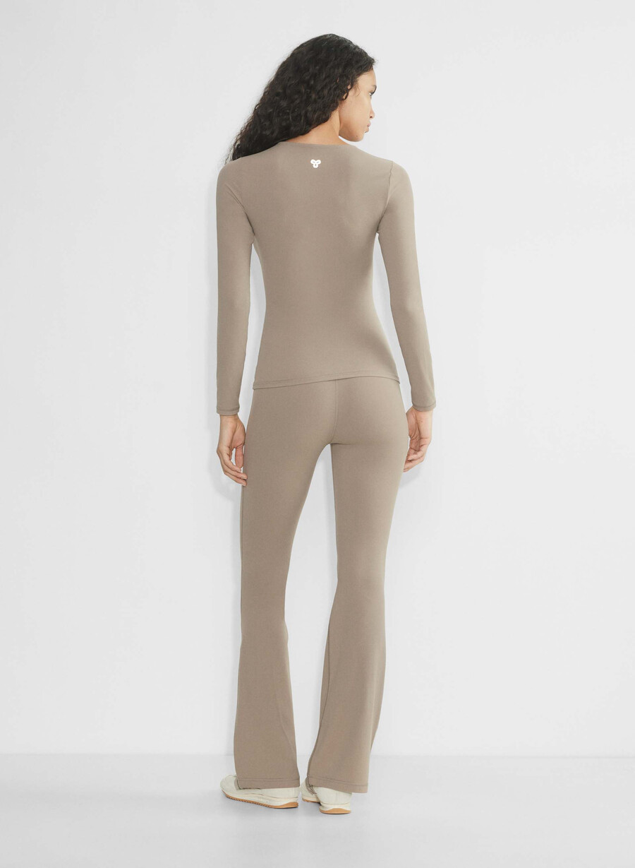 butter cheeky höghöjdsleggings med utsvängda toppar nomad taupe