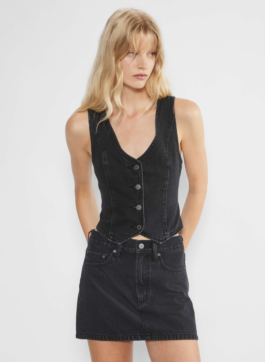 denim forum 90-talets mia jeansväst svart eyeliner