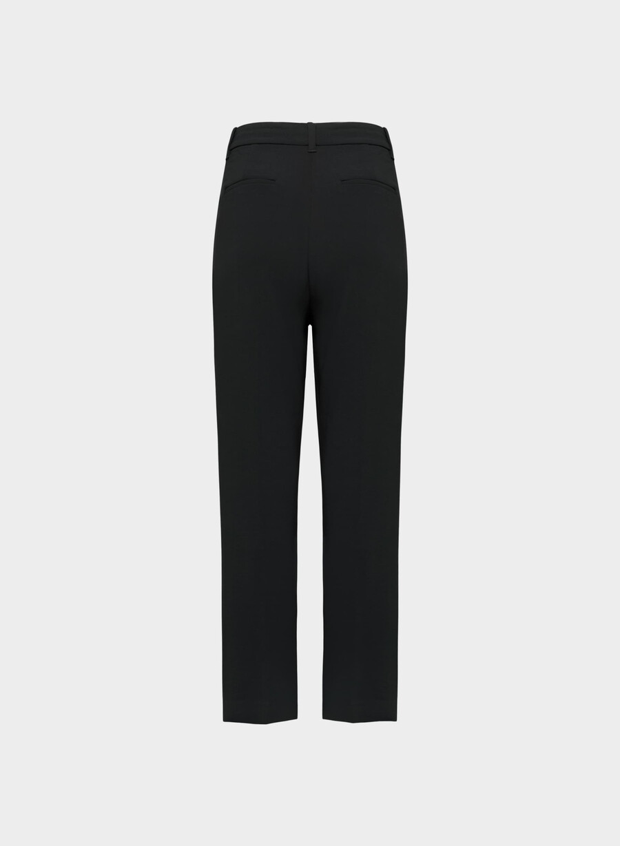the effortless pant curve-fit - crepette svart