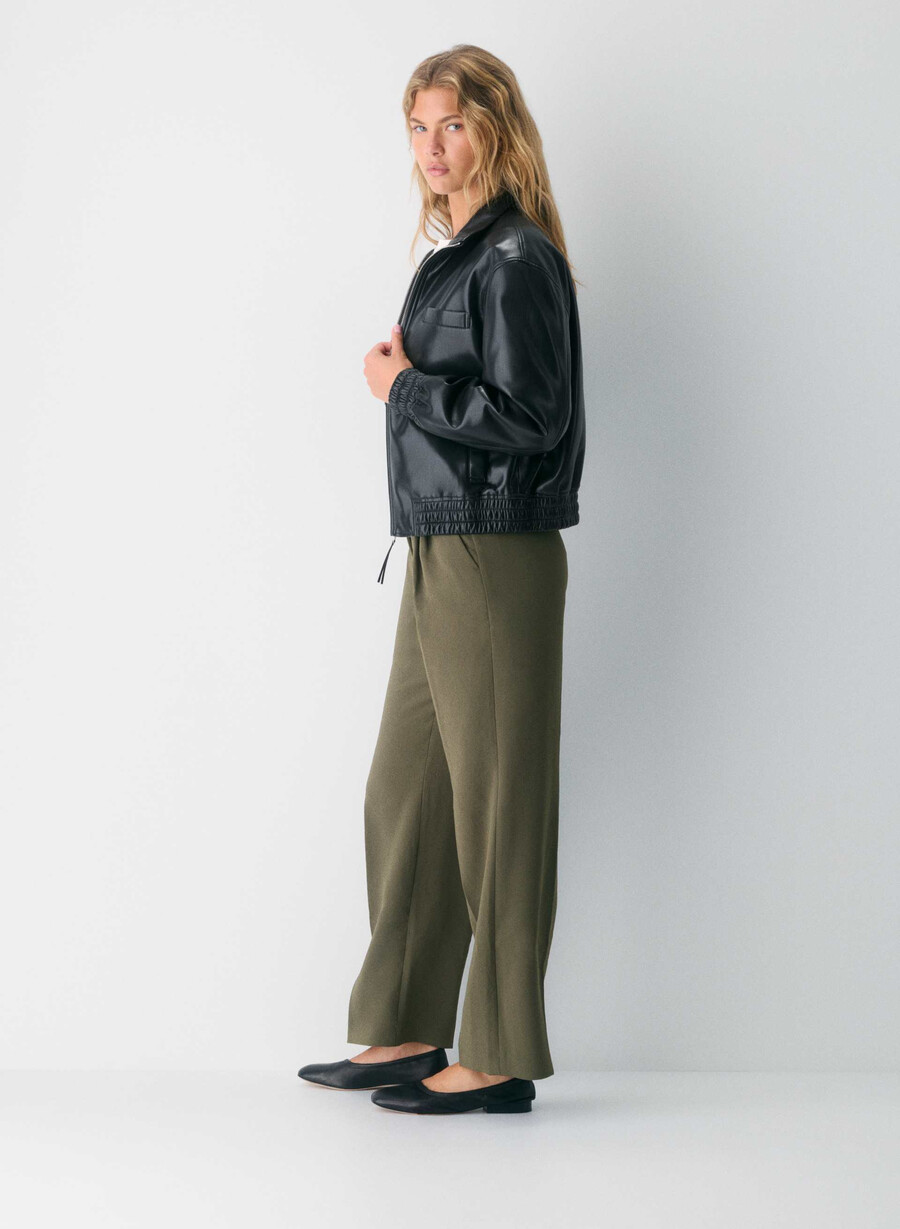 the effortless pant curve-fit - crepette mÖrkoliv