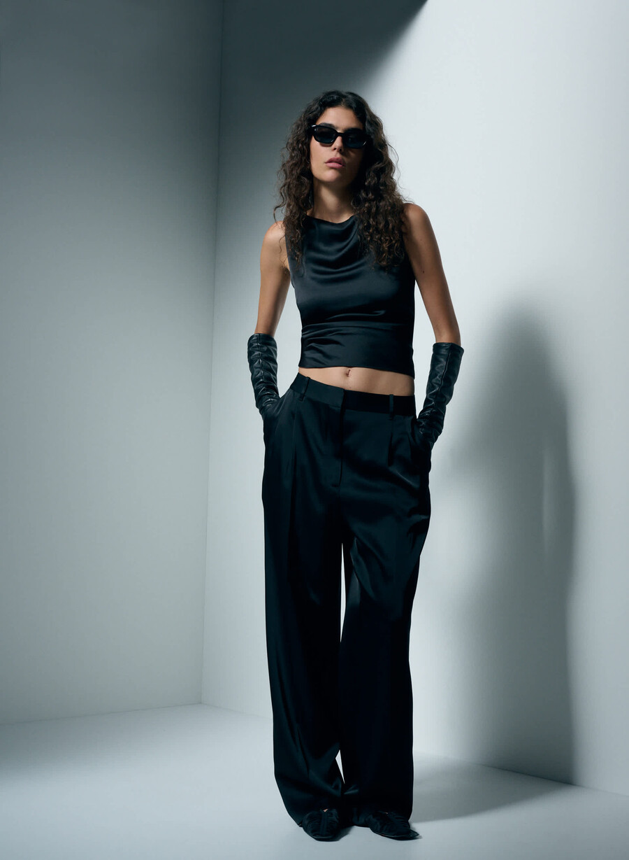 the effortless pant satin svart