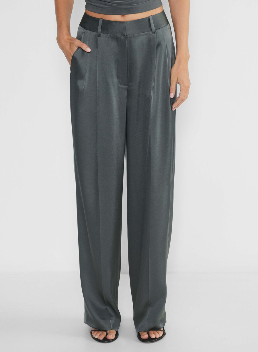 the effortless pant satin kolgrå