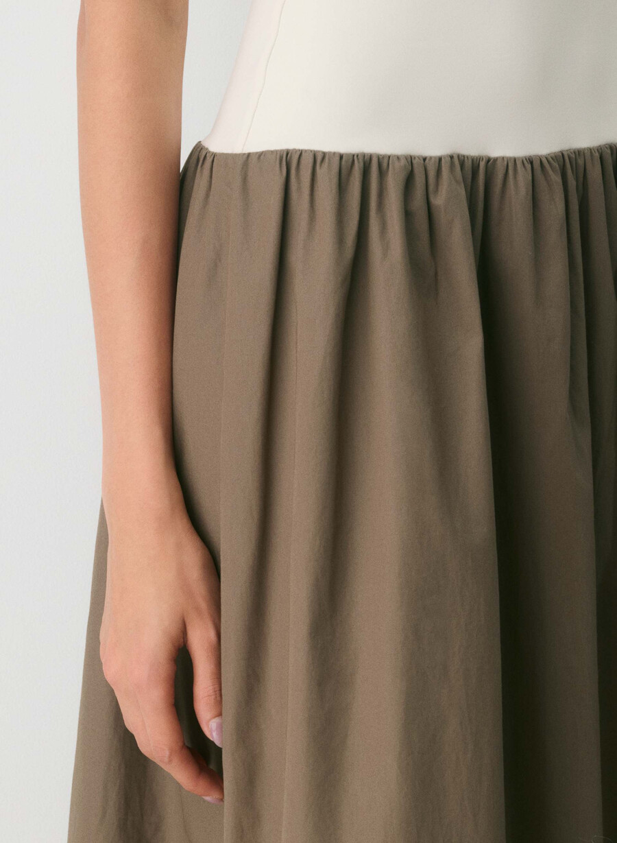 worldly poplin klänning cola taupe lt birch
