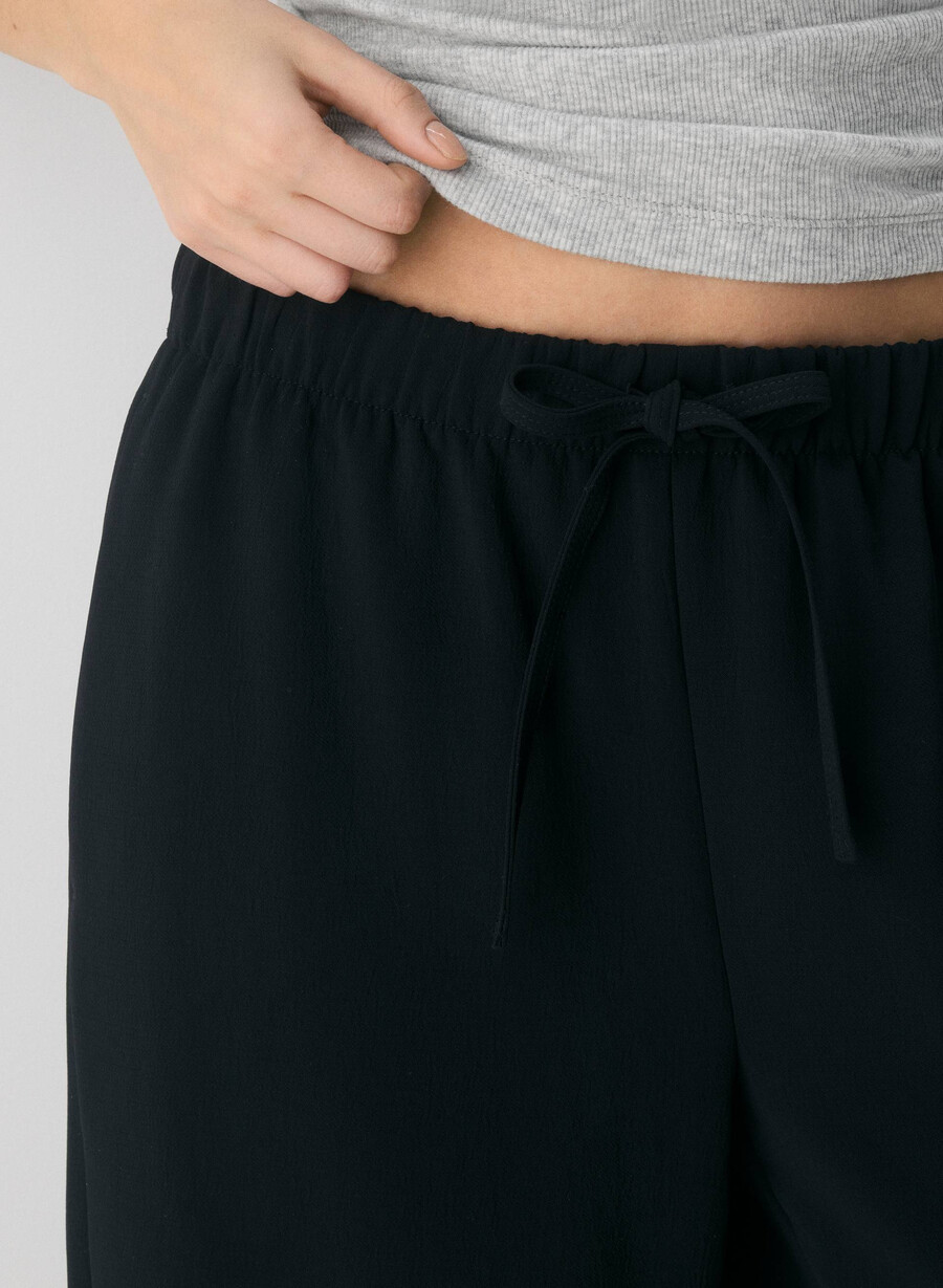 the lodge pant - crepette svart