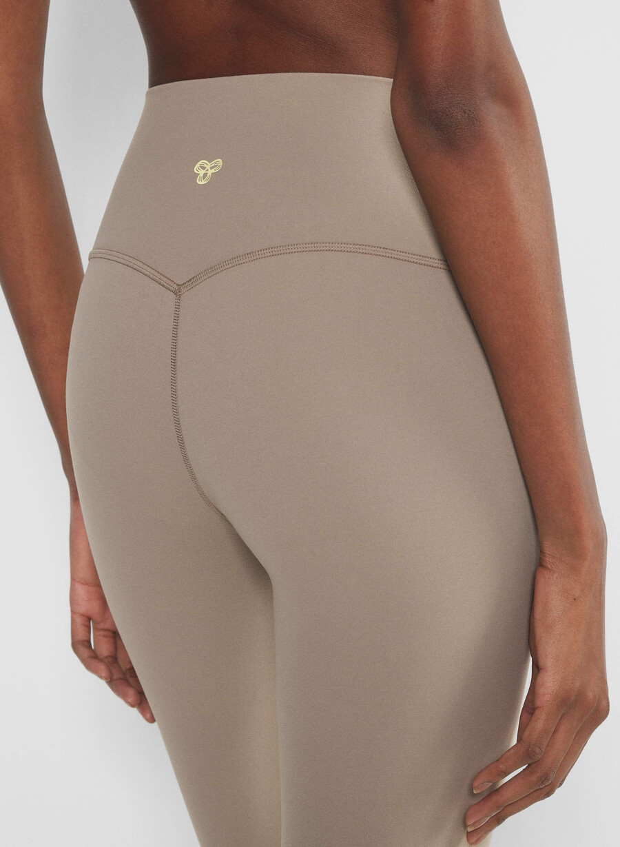 butter cheeky höghöjdsleggings nomad taupe