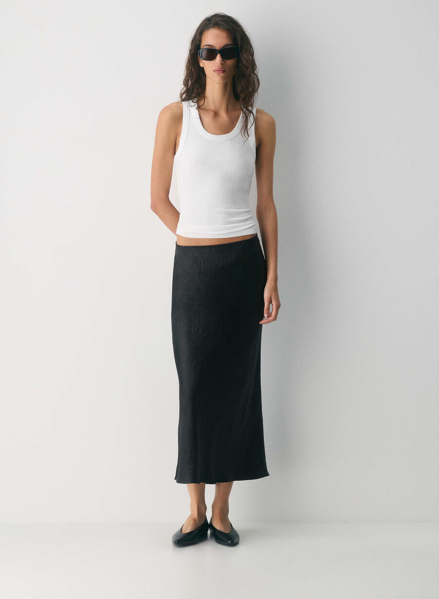 slip satin maxikjol svart