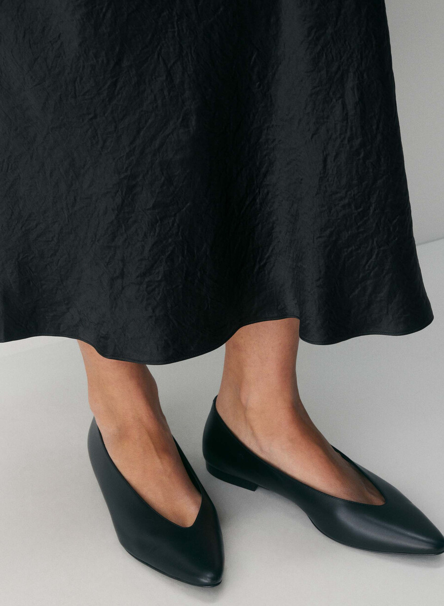 slip satin maxikjol svart