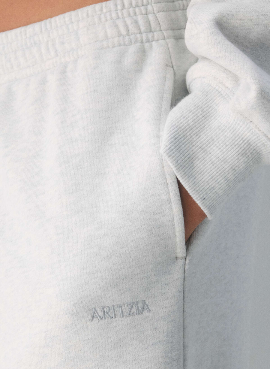 mysig fleece-sweatpant med pojkvänsmotiv i bomull heather cloud white