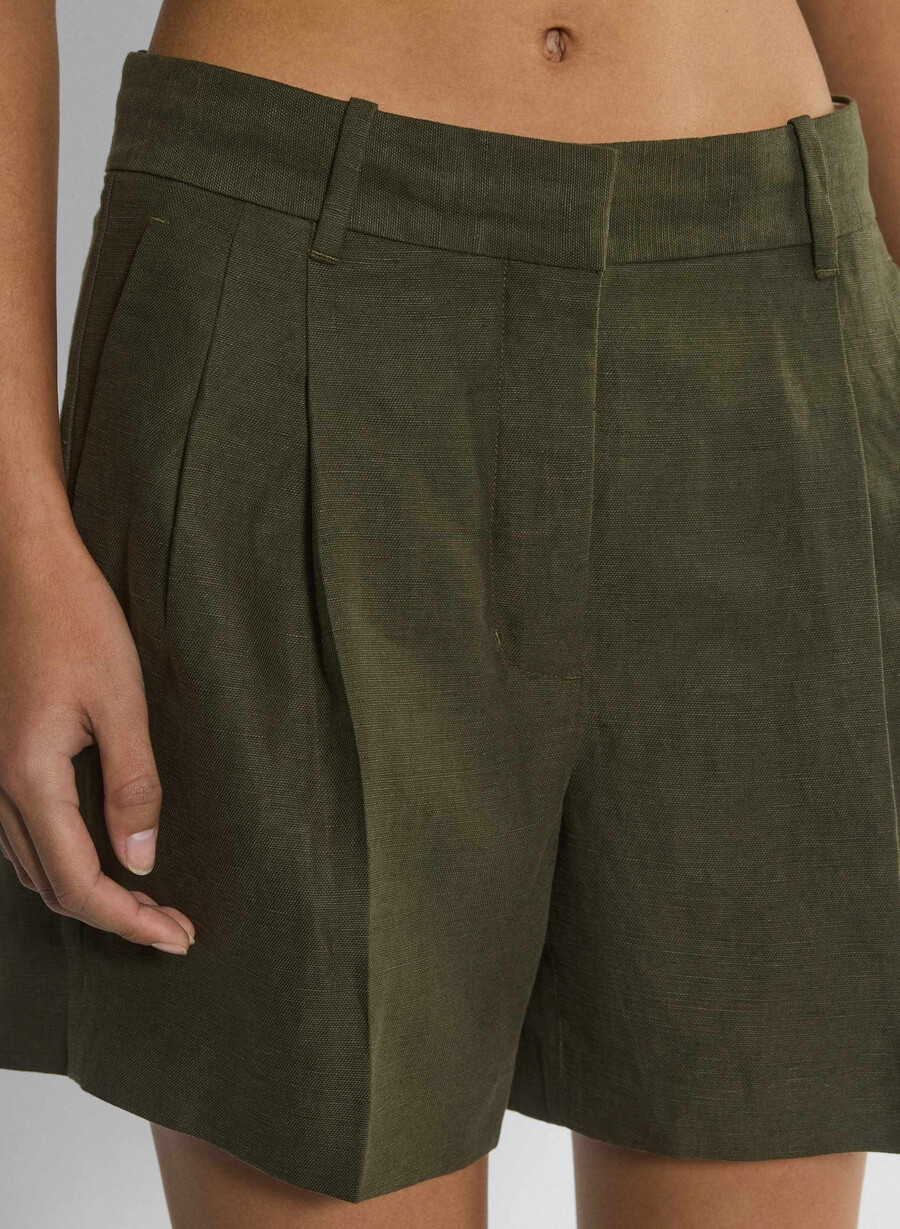 effortless short mid-thigh - cruiselinen dark olive