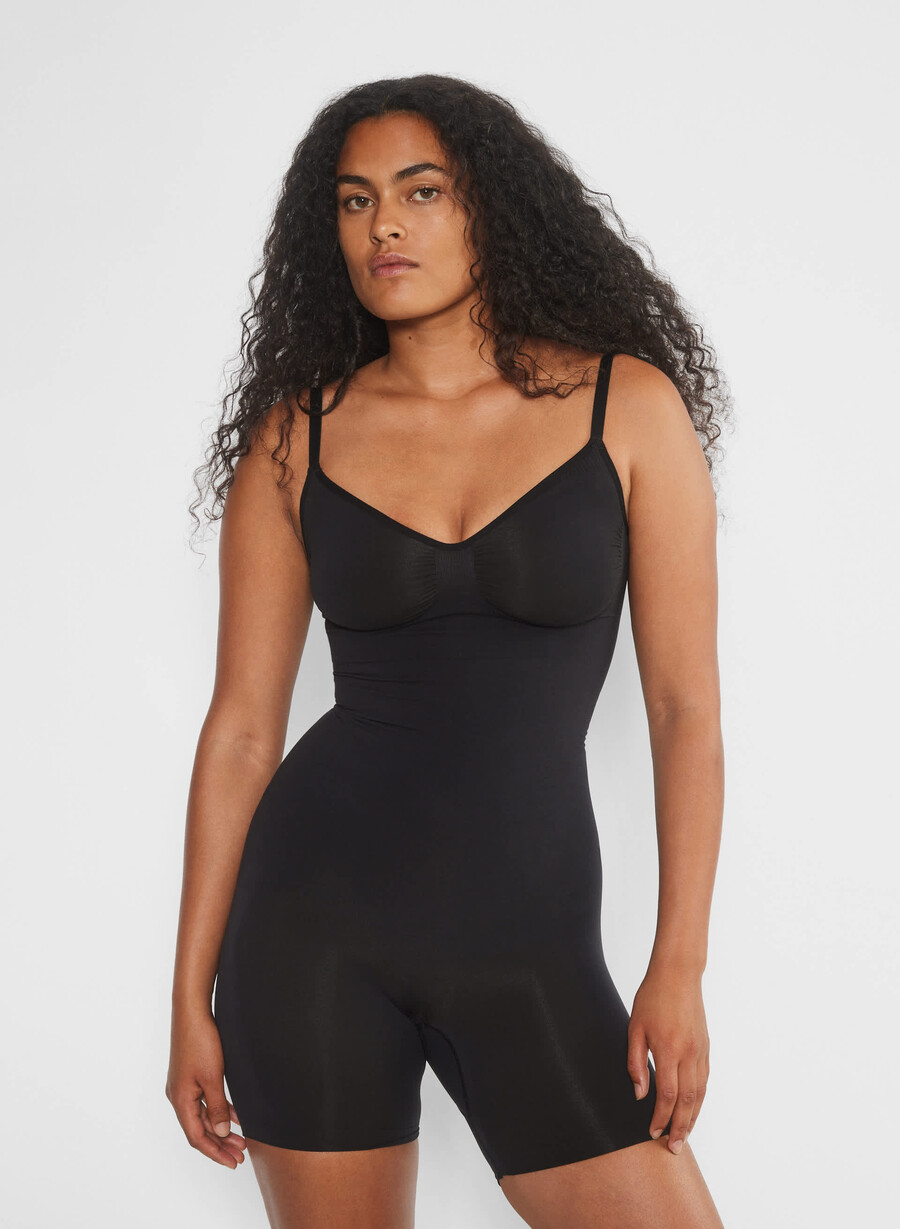 shapeenhance sömlös bodysuit till mitten av låret toasty