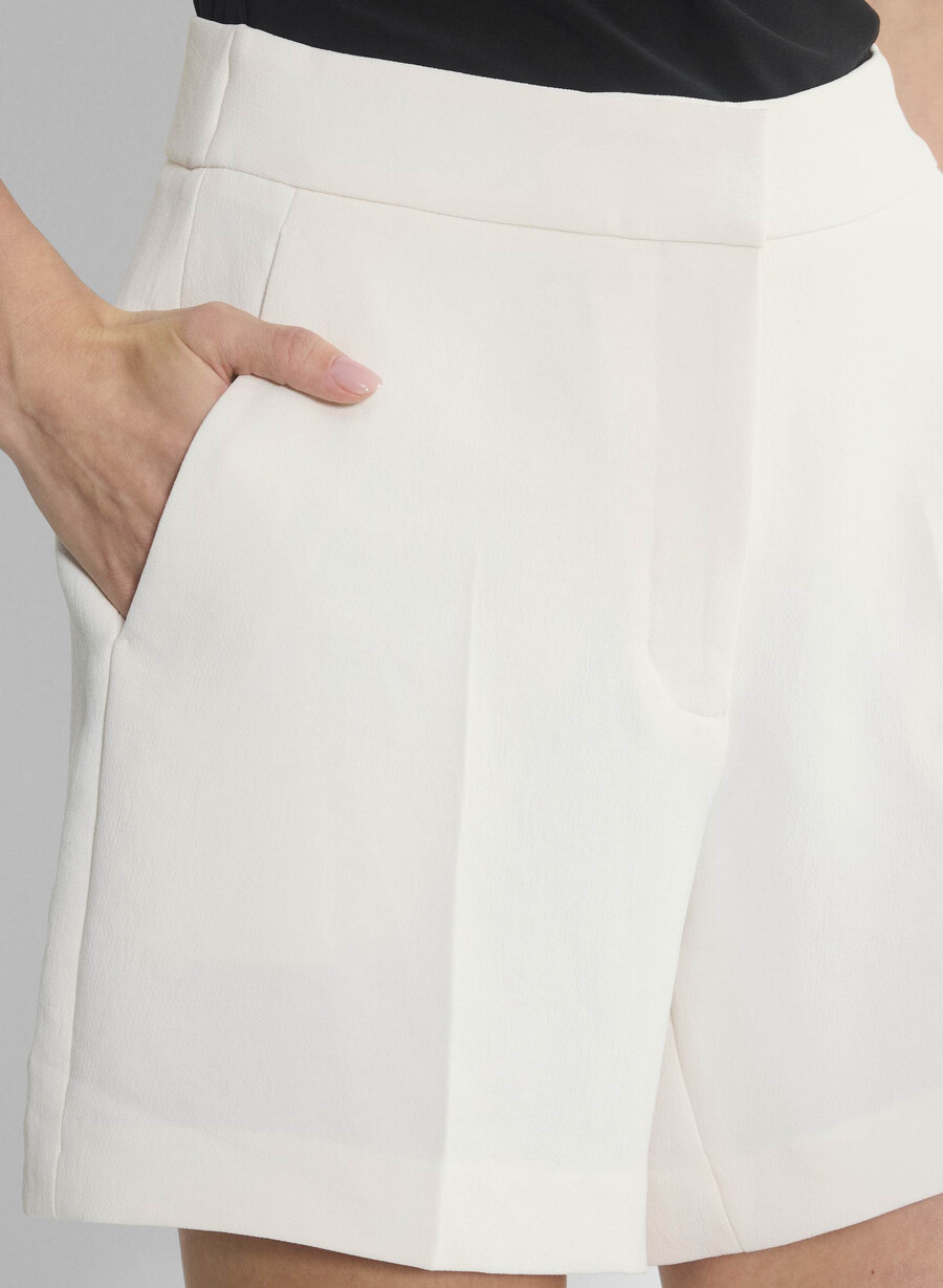 limitless short mid-thigh - crepette ljus bjÖrk