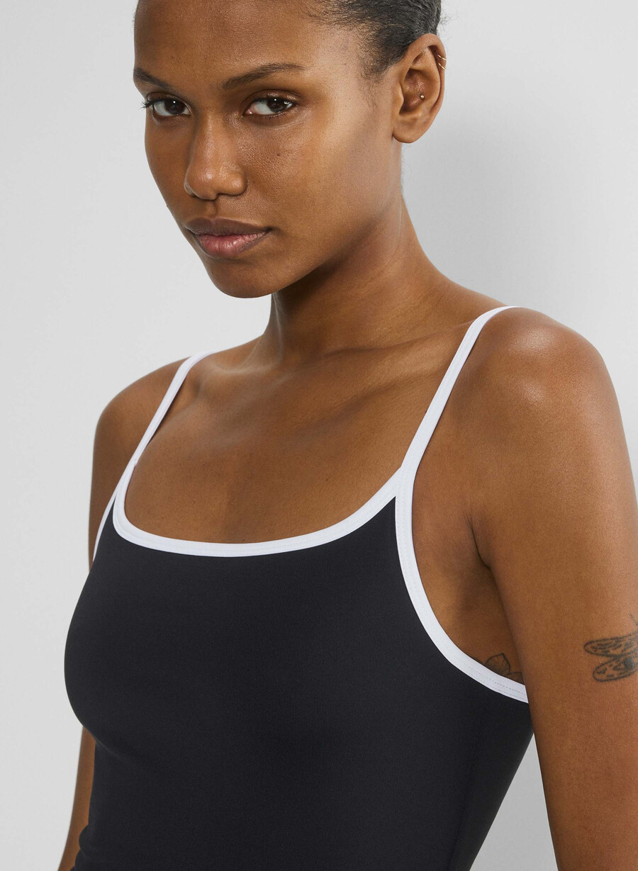 original contour swoop linne svartvit