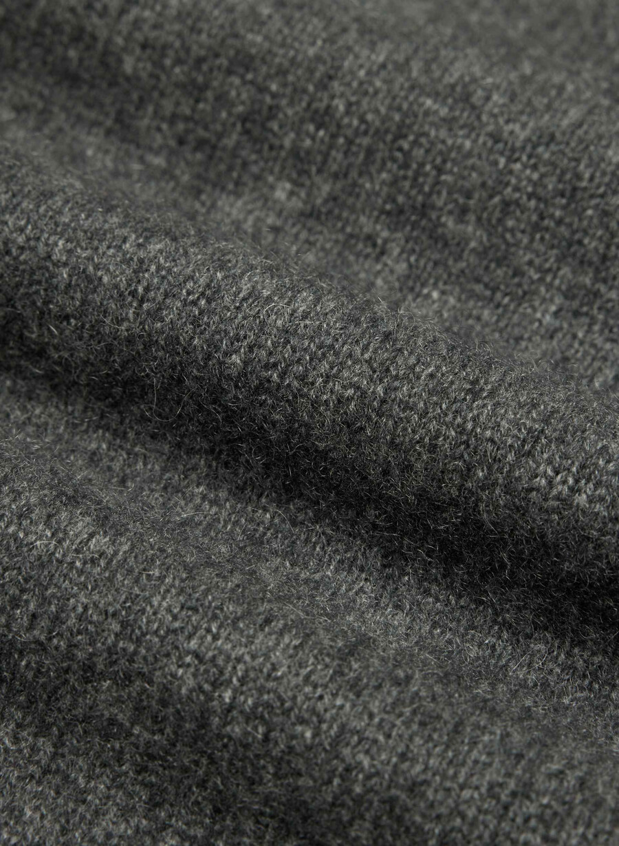essential cashmere relic tröja ljunggrön