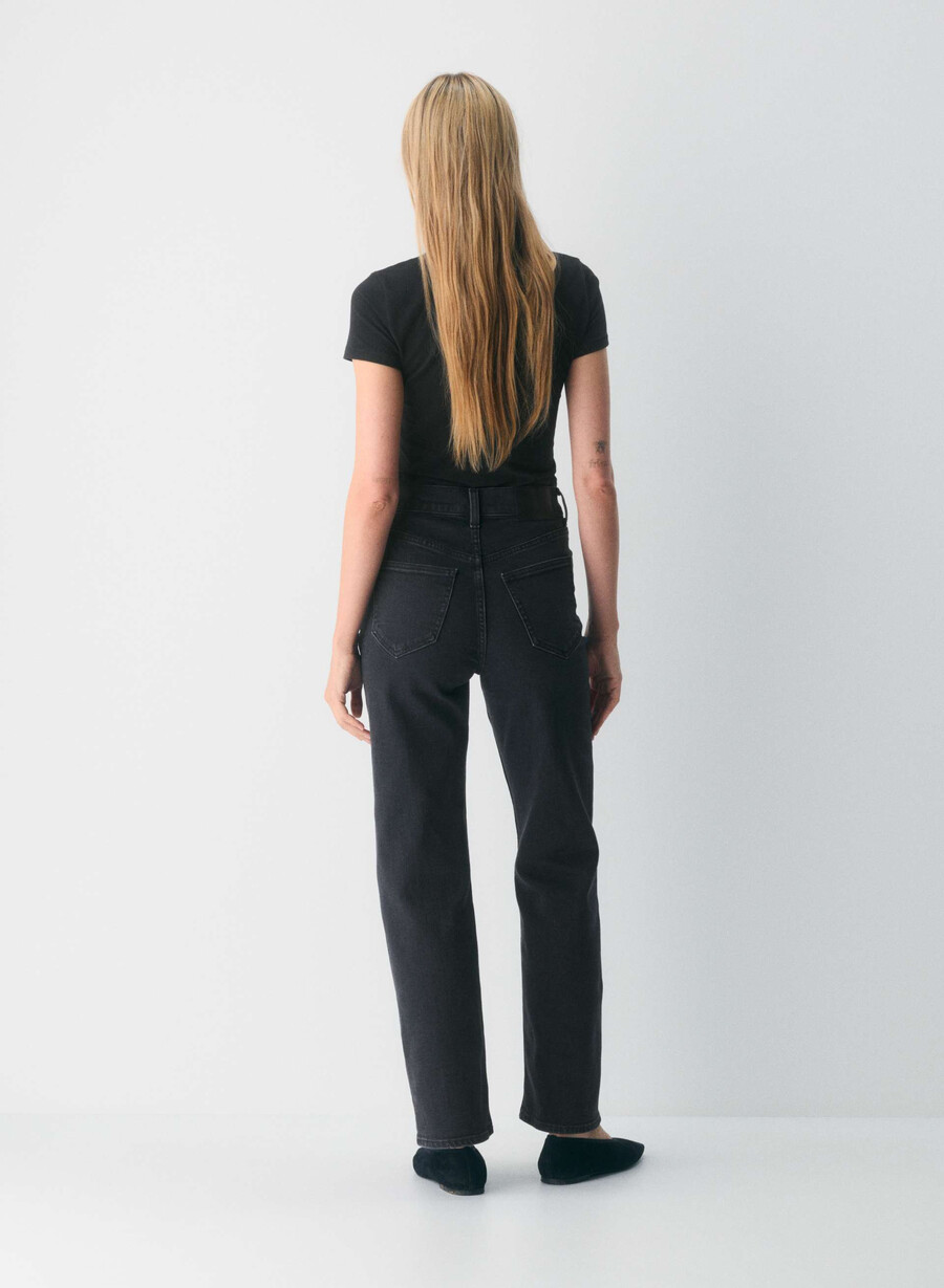 denim forum arlo hi-rise straight jeans svart eyeliner