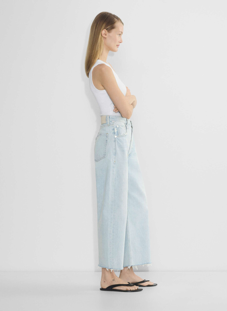 medborgare av mänskligheten ayla raw hem jean sailor