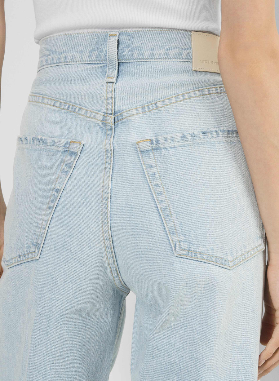 medborgare av mänskligheten ayla raw hem jean sailor