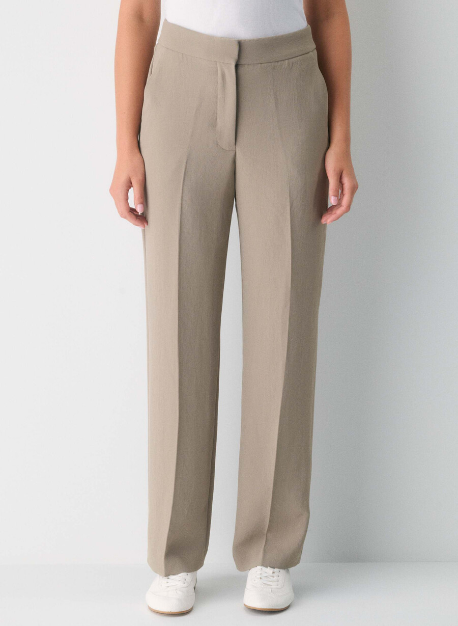 the limitless pant curve-fit - kräppig nomad taupe