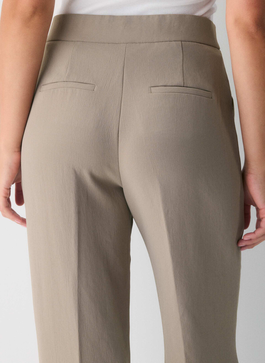 the limitless pant curve-fit - kräppig nomad taupe