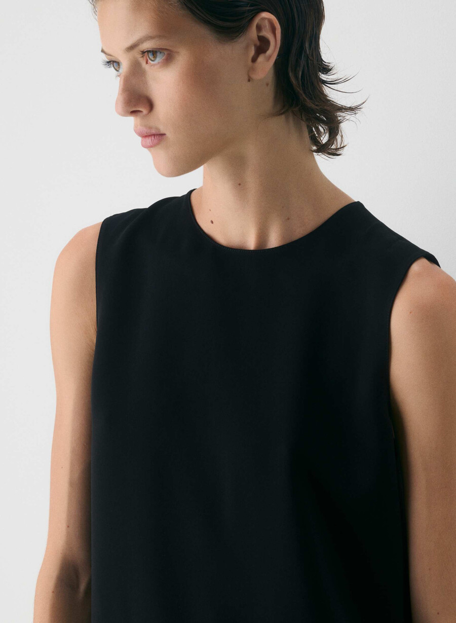 belfry-blus svart