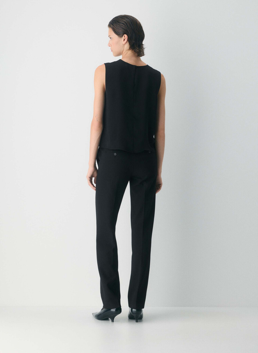 belfry-blus svart