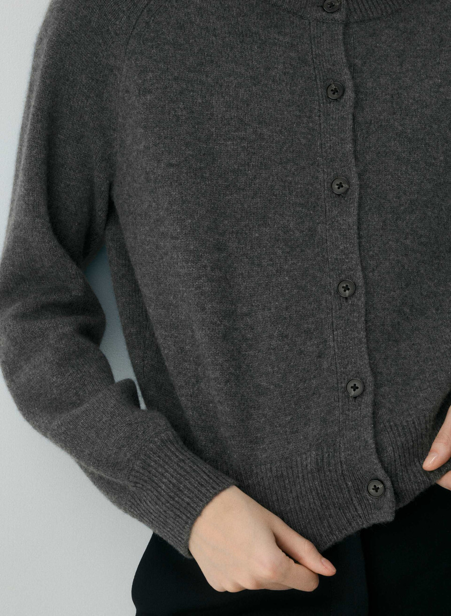 essential wool cashmere london cardigan ljunggrön