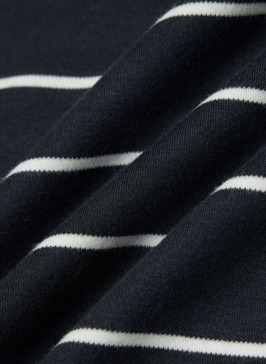 interlock cotton pegasus t-shirt mörk natt marinblåvit