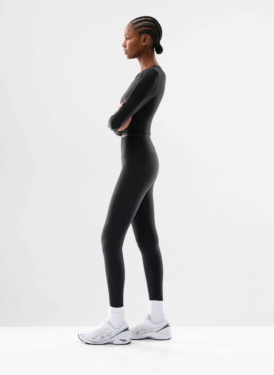 butter cheeky högmidja 68 cm leggings svart