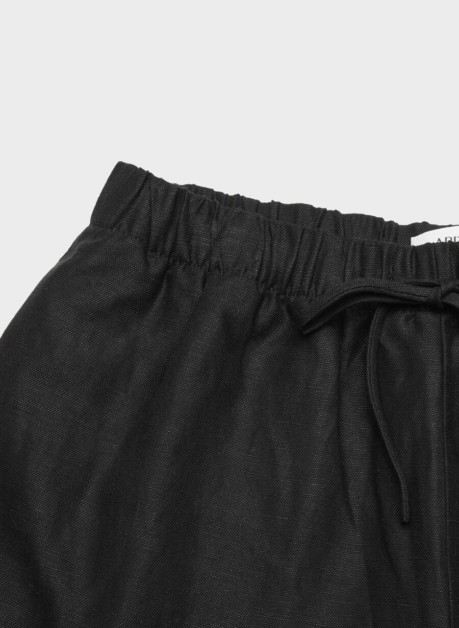the lodge short mid-thigh - cruiselinen black