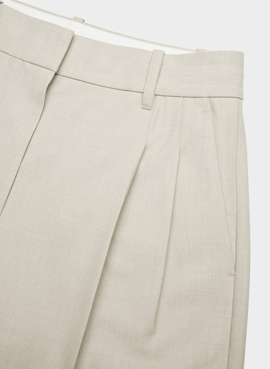 the effortless short mid-thigh - reessential light heather matt pearl