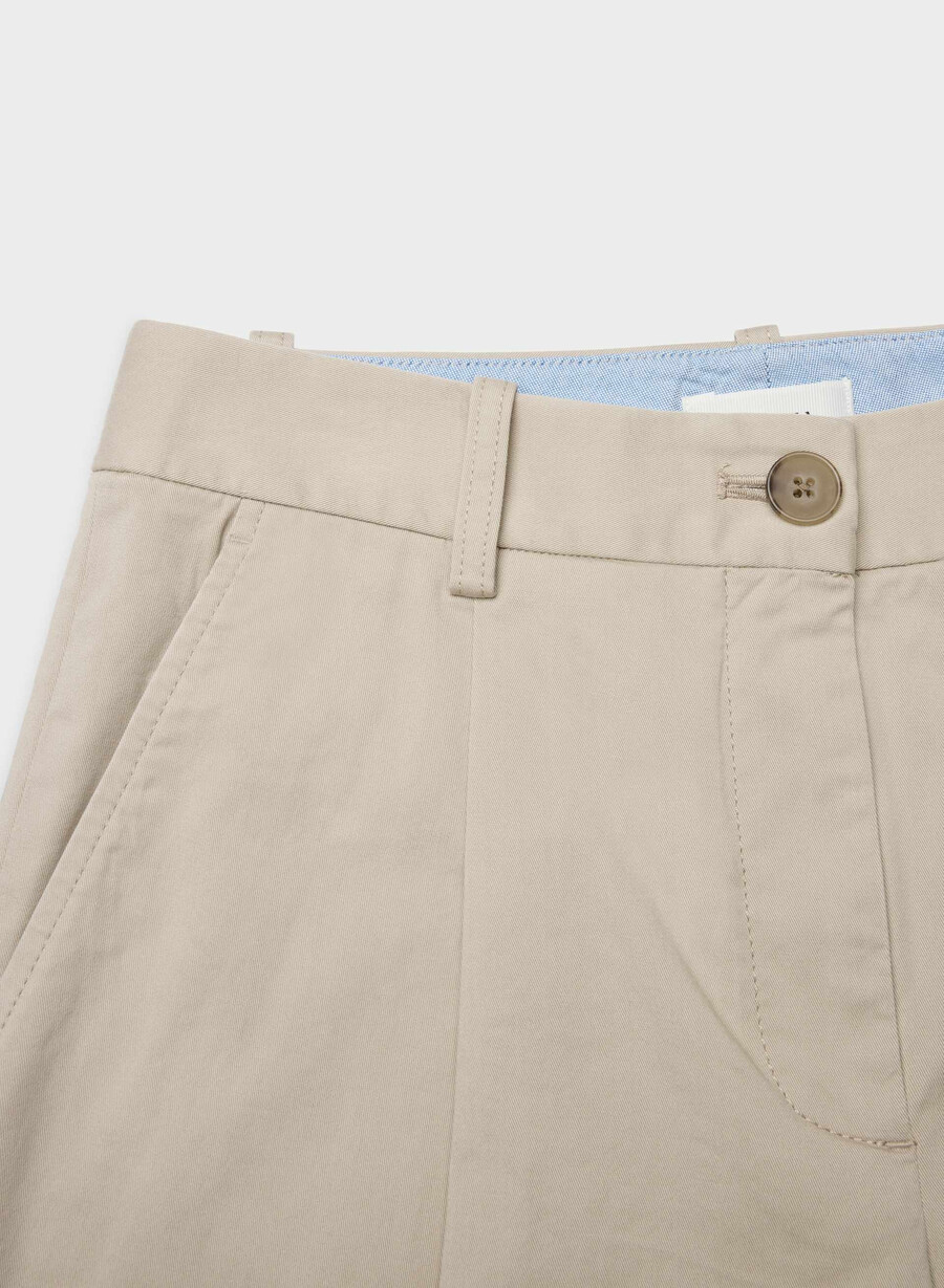 chino med mellanhöga morotsbyxor tvättade tundra taupe