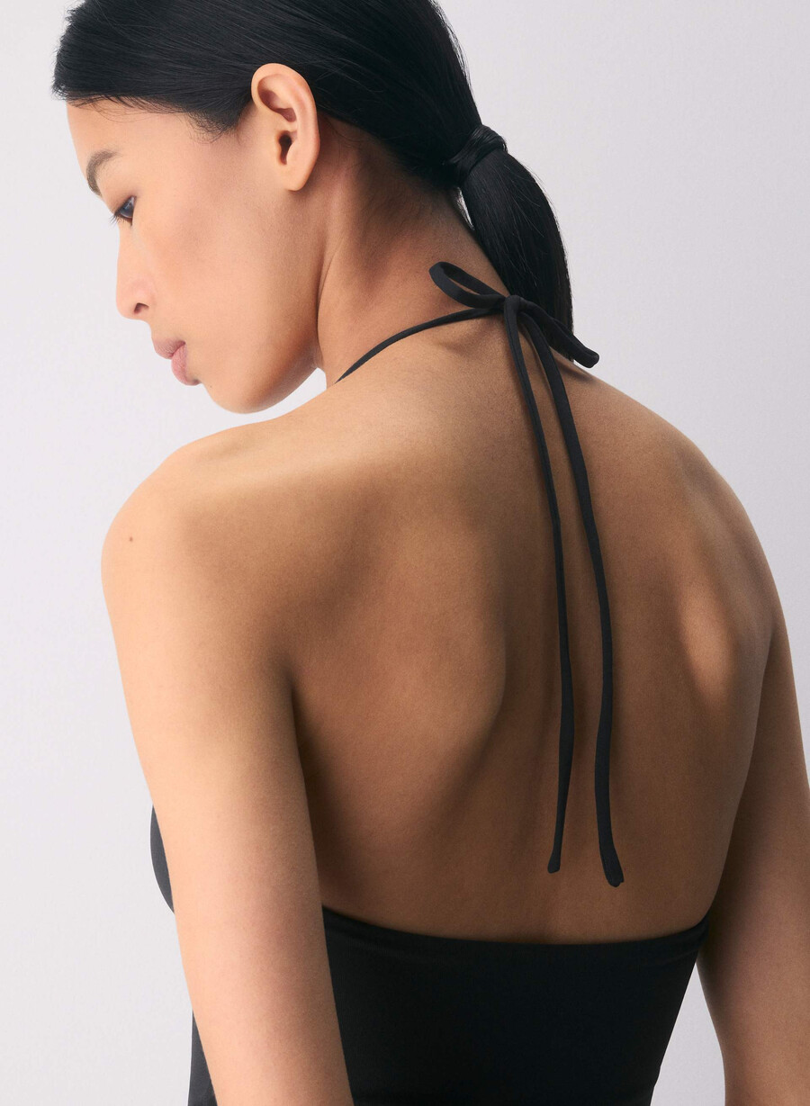 original contour grace halter top svart