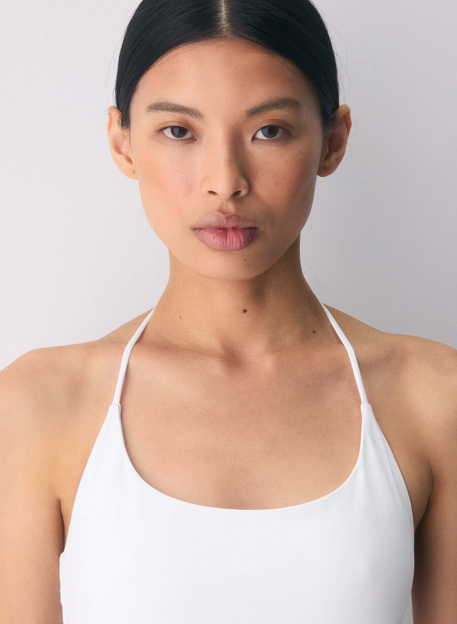 original contour grace halter top ljusvit