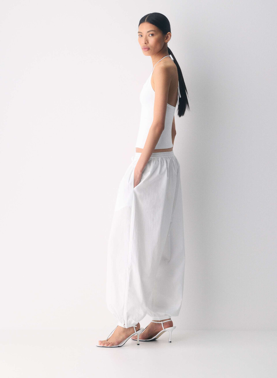 original contour grace halter top ljusvit