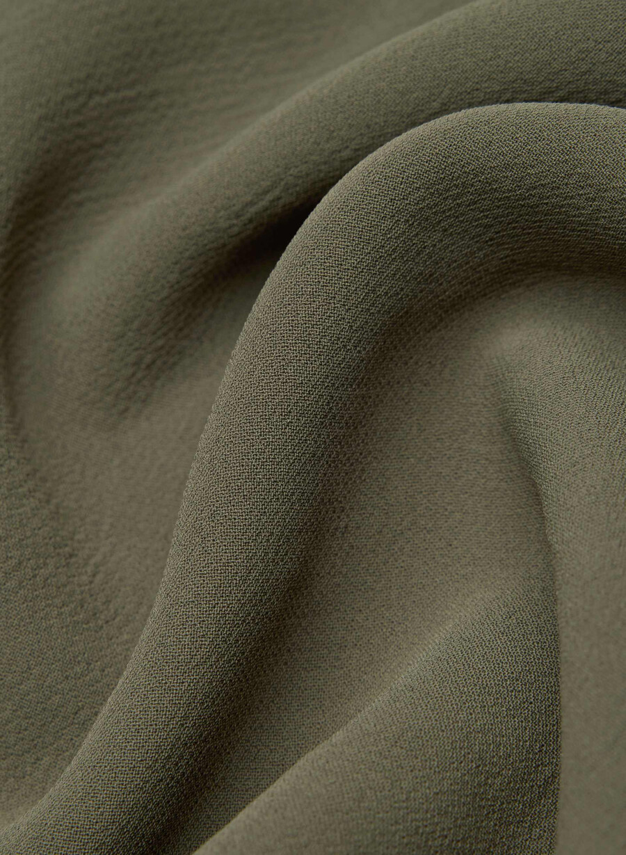 the lodge short mid-thigh - crepette mÖrkoliv
