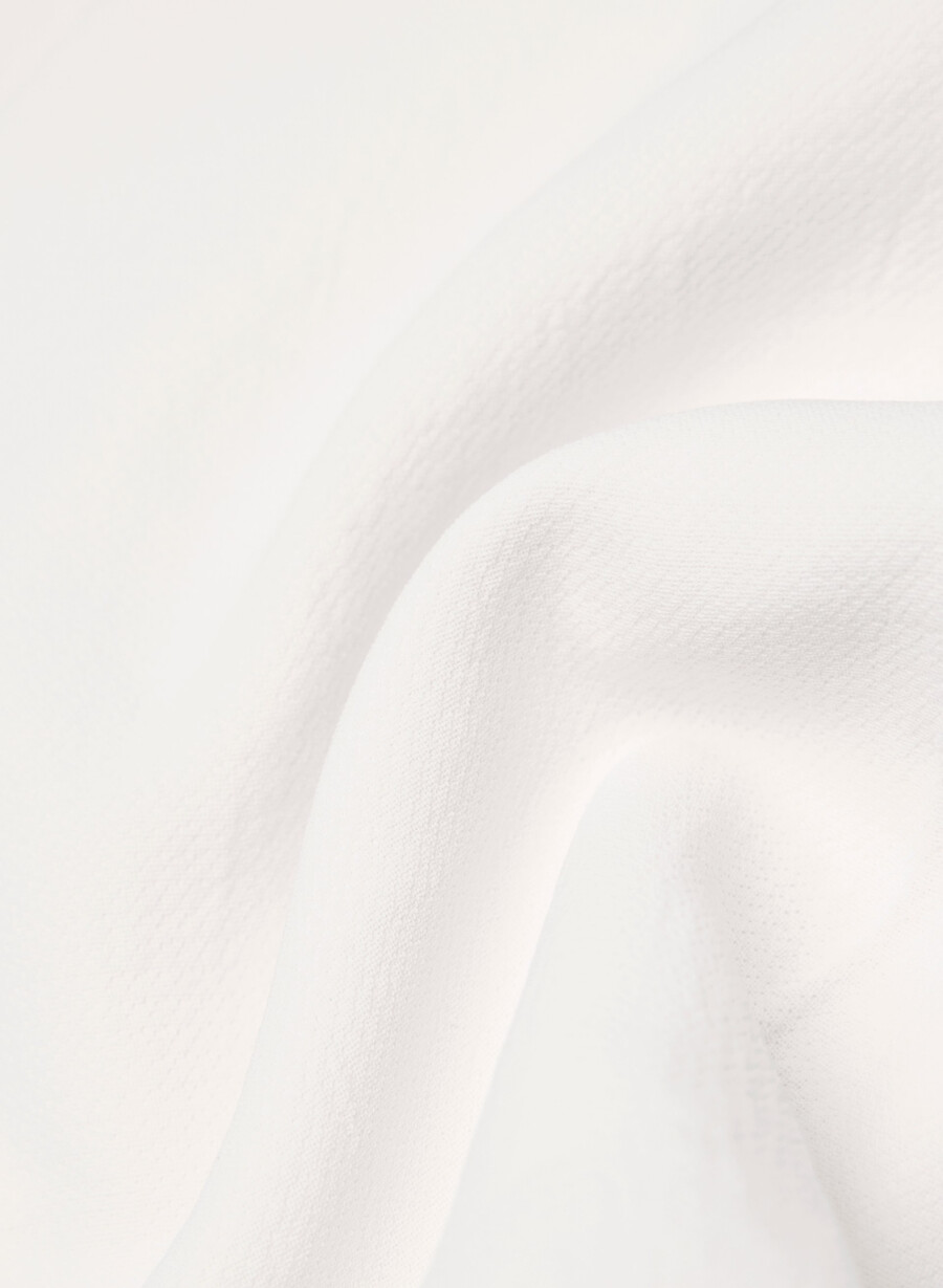 limitless short curve-fit mid-thigh - crepette ljusbjÖrk